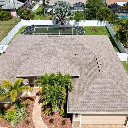 Villa Holiday Sunrise เคปคอรัล ภายนอก รูปภาพ