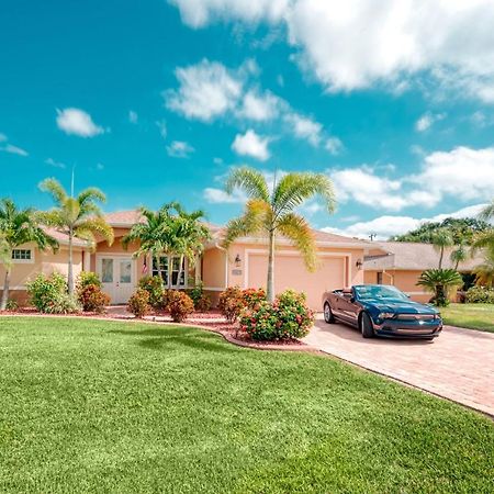 Villa Holiday Sunrise เคปคอรัล ภายนอก รูปภาพ