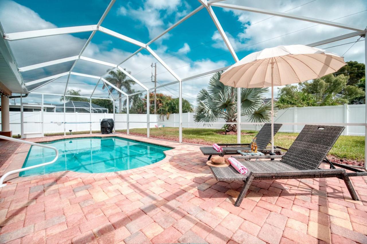 Villa Holiday Sunrise เคปคอรัล ภายนอก รูปภาพ