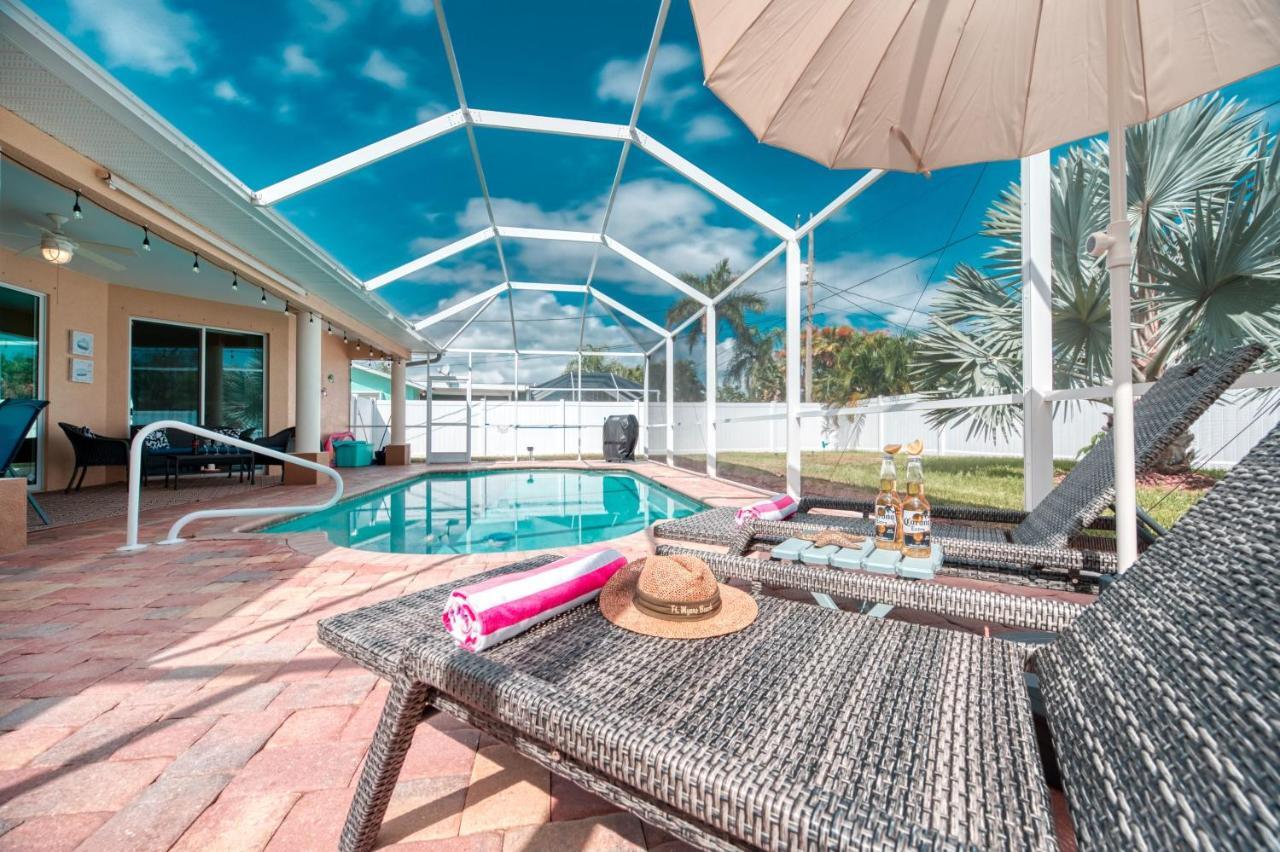 Villa Holiday Sunrise เคปคอรัล ภายนอก รูปภาพ