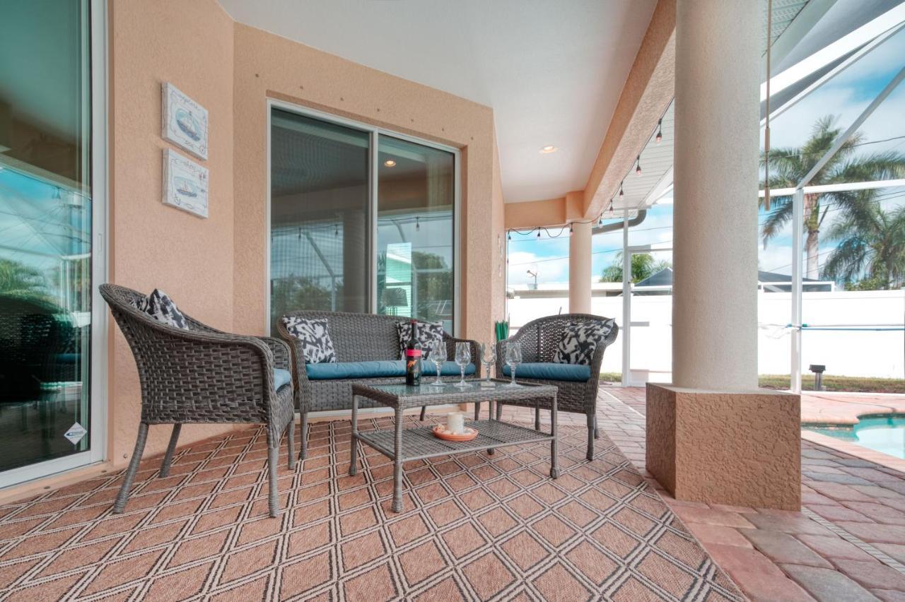 Villa Holiday Sunrise เคปคอรัล ภายนอก รูปภาพ