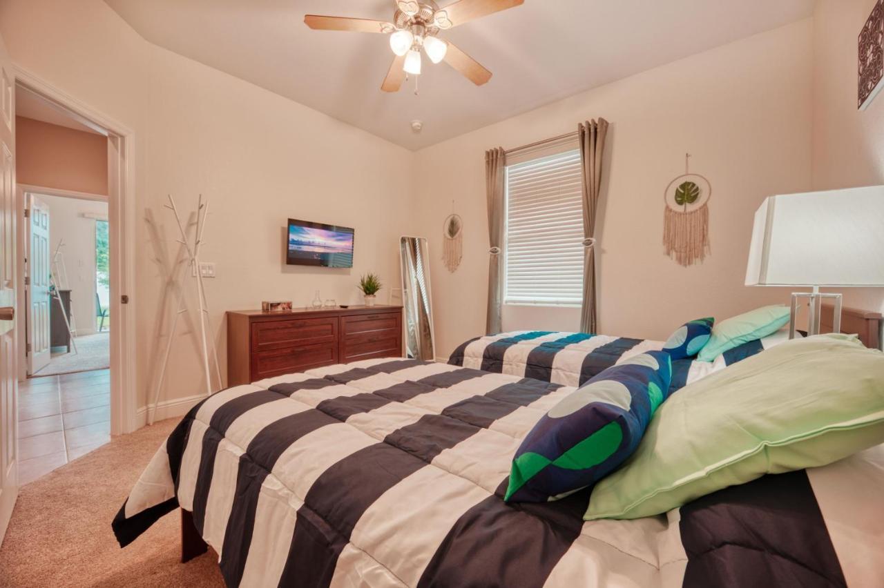 Villa Holiday Sunrise เคปคอรัล ภายนอก รูปภาพ